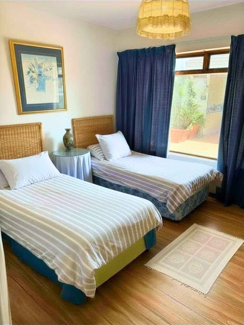 5 Bedroom Property for Sale in Kenton On Sea Eastern Cape